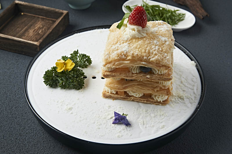 自制糖霜千层奶油酥皮拿破仑蛋糕