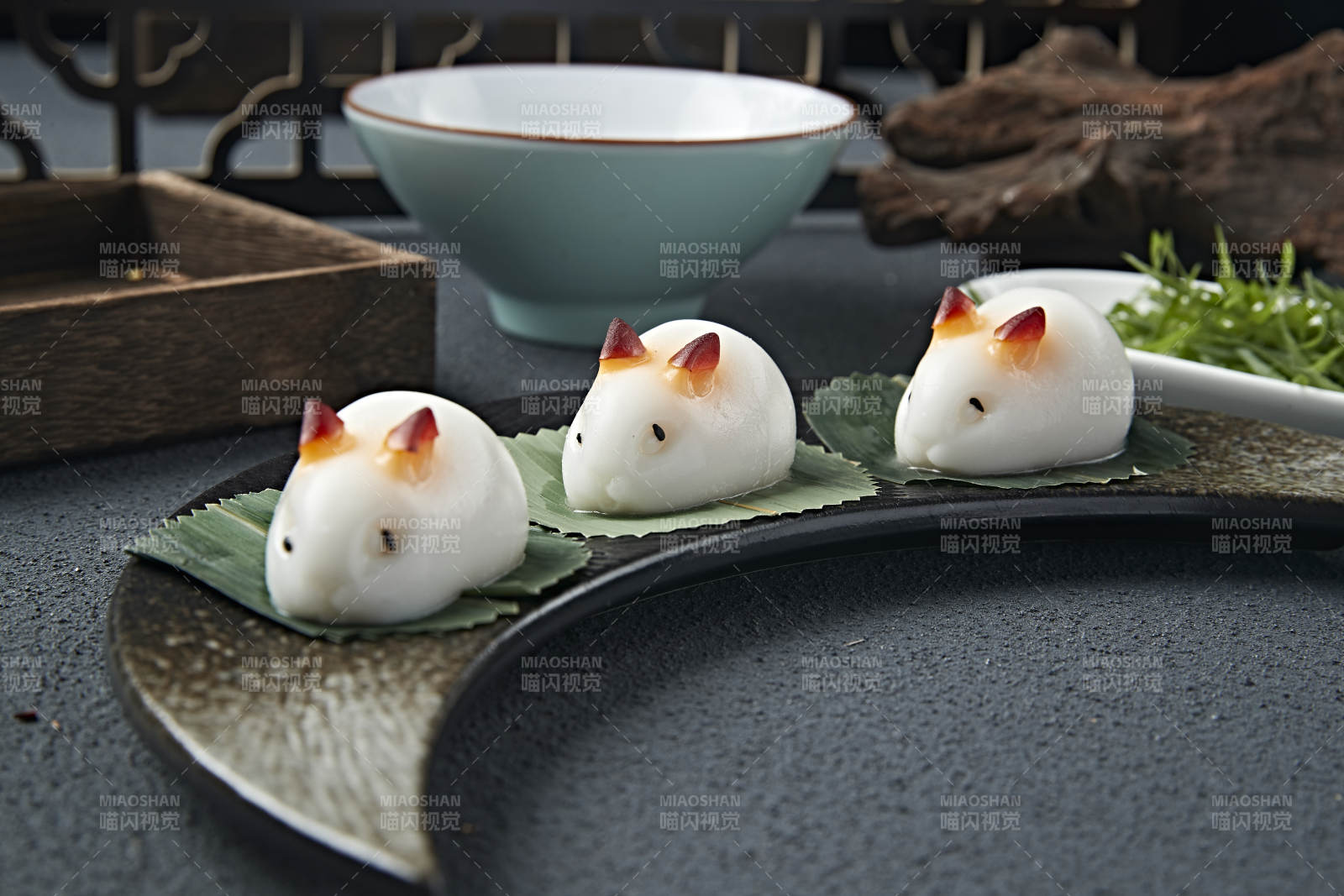 玉兔造型的椰奶布丁