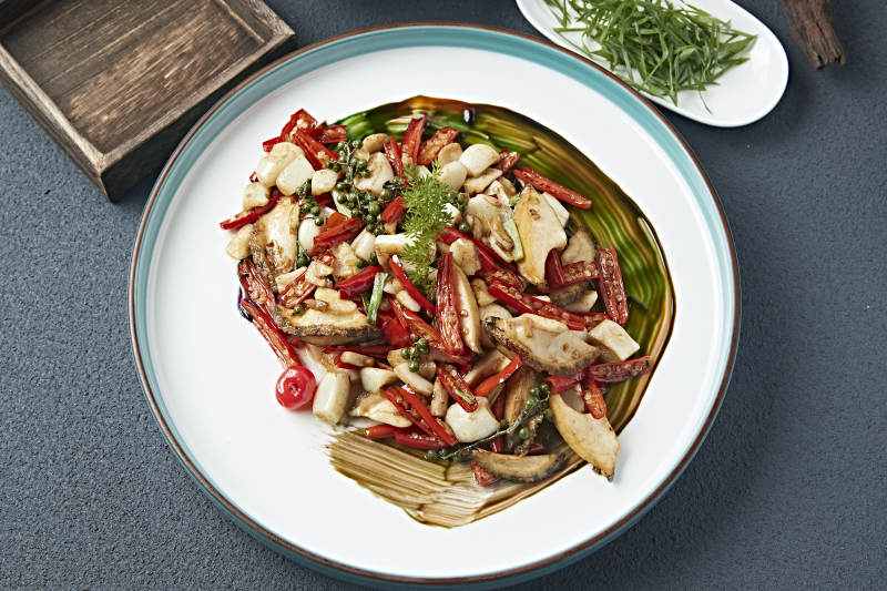 椒麻蒜香米椒炒鲜鲍鱼