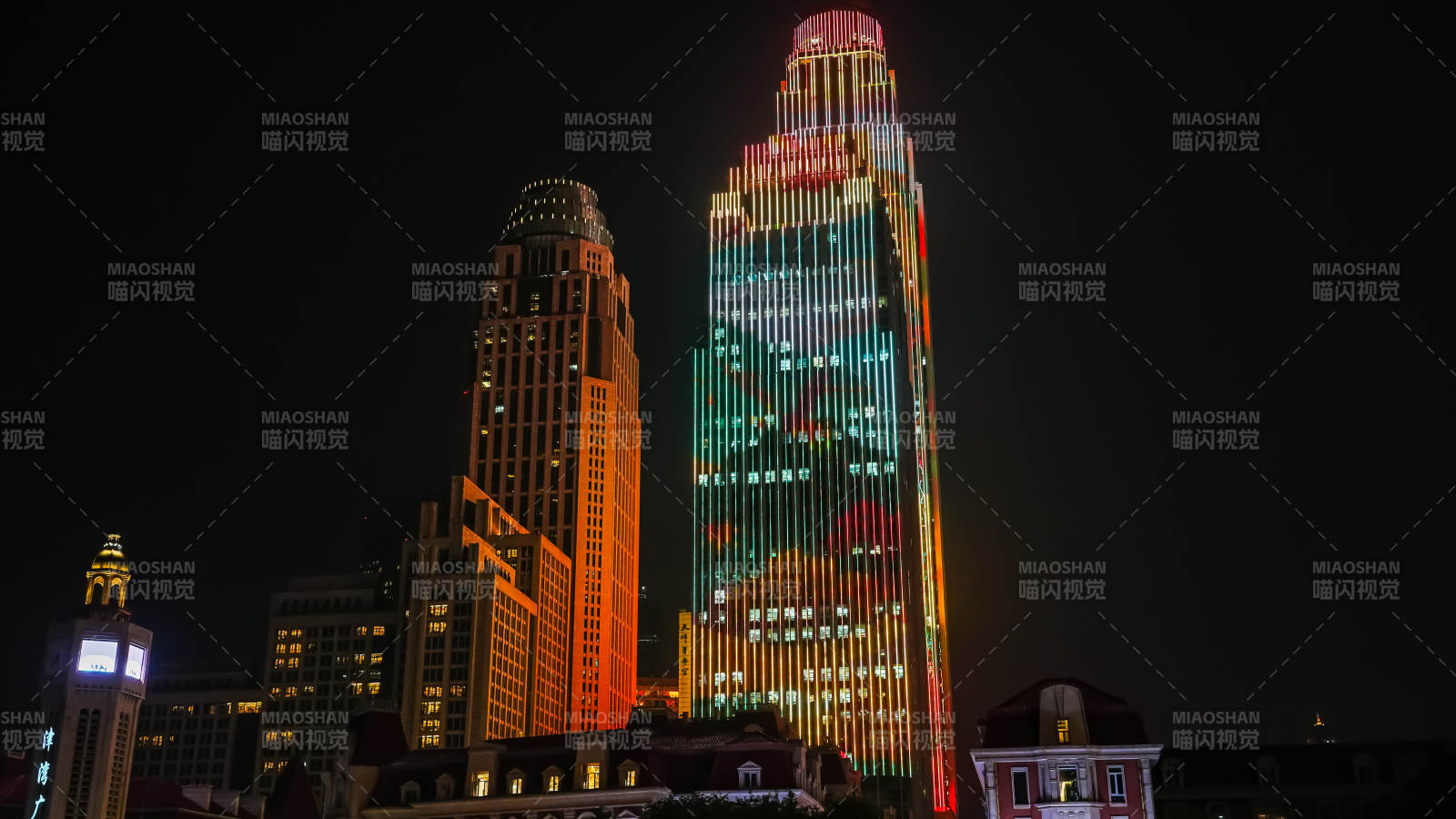 天津夜色中的城市灯光