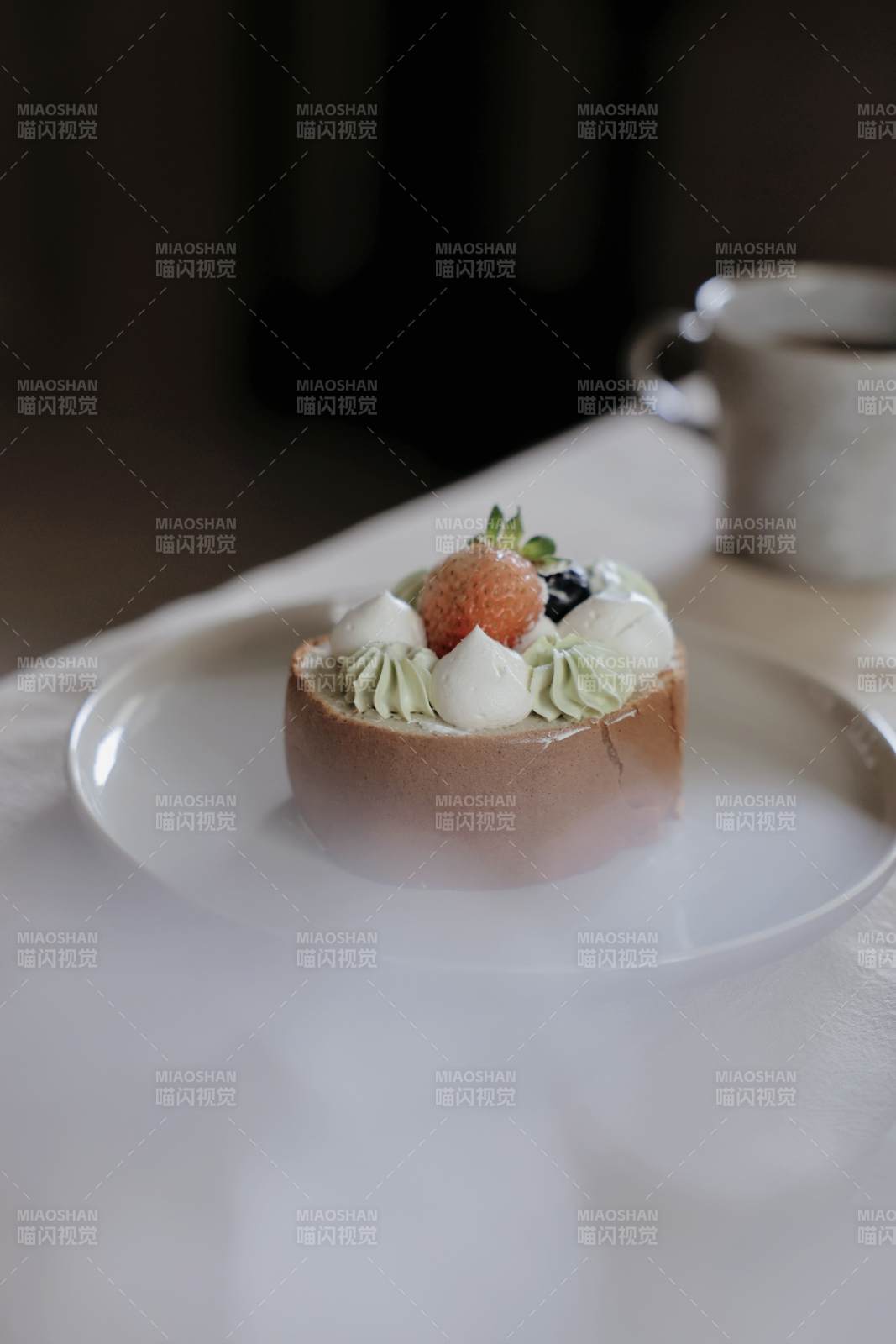精致甜点 雾气缭绕