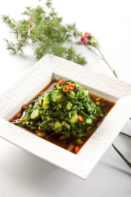 泡椒腌泡菜菜根香