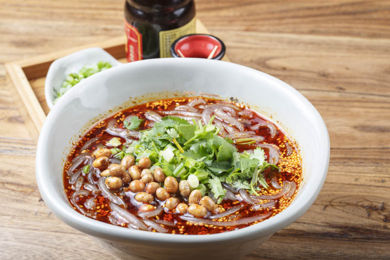 川香红油酸辣粉