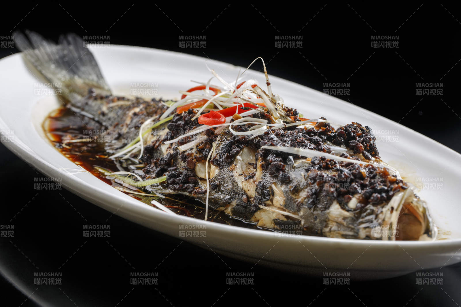 豆豉豉油蒸鱸魚