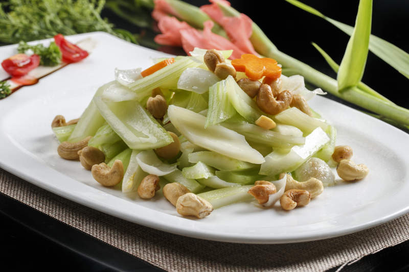 白灼腰果西芹-摄影图