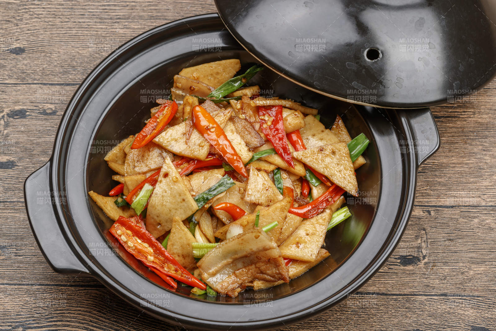 砂鍋豆腐五花肉