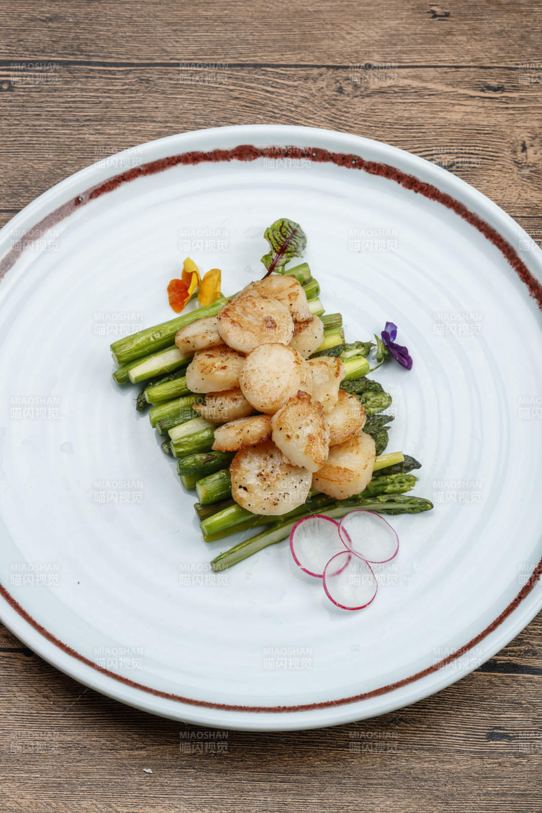 芦笋香煎带子贻贝瑶柱图片