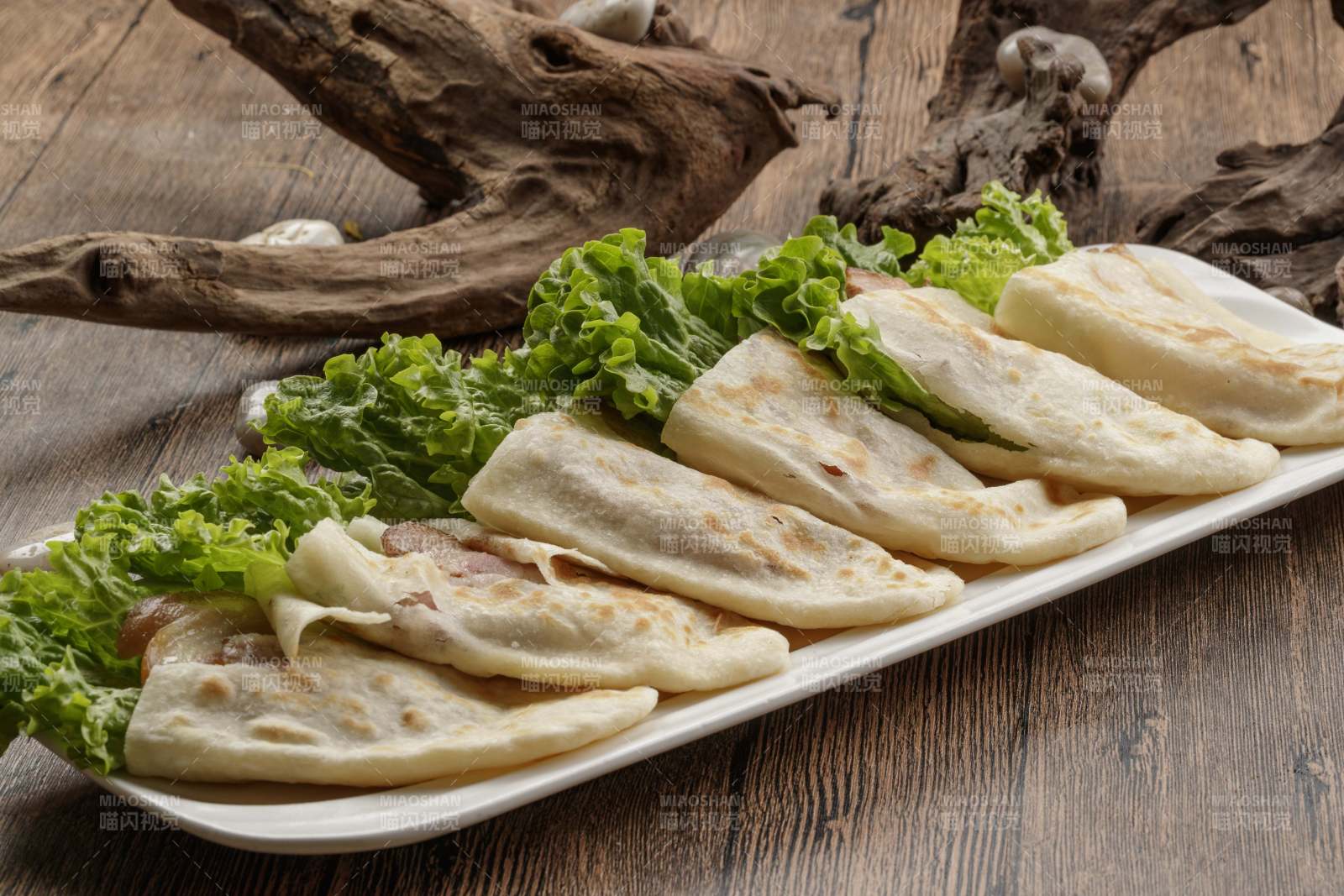 驴肉蔬菜口袋饼