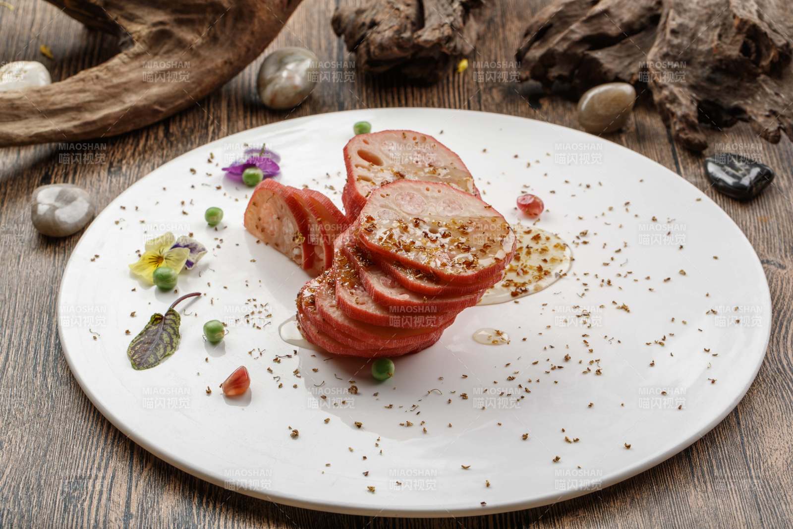 美味蜂蜜桂花蜜黄米藕