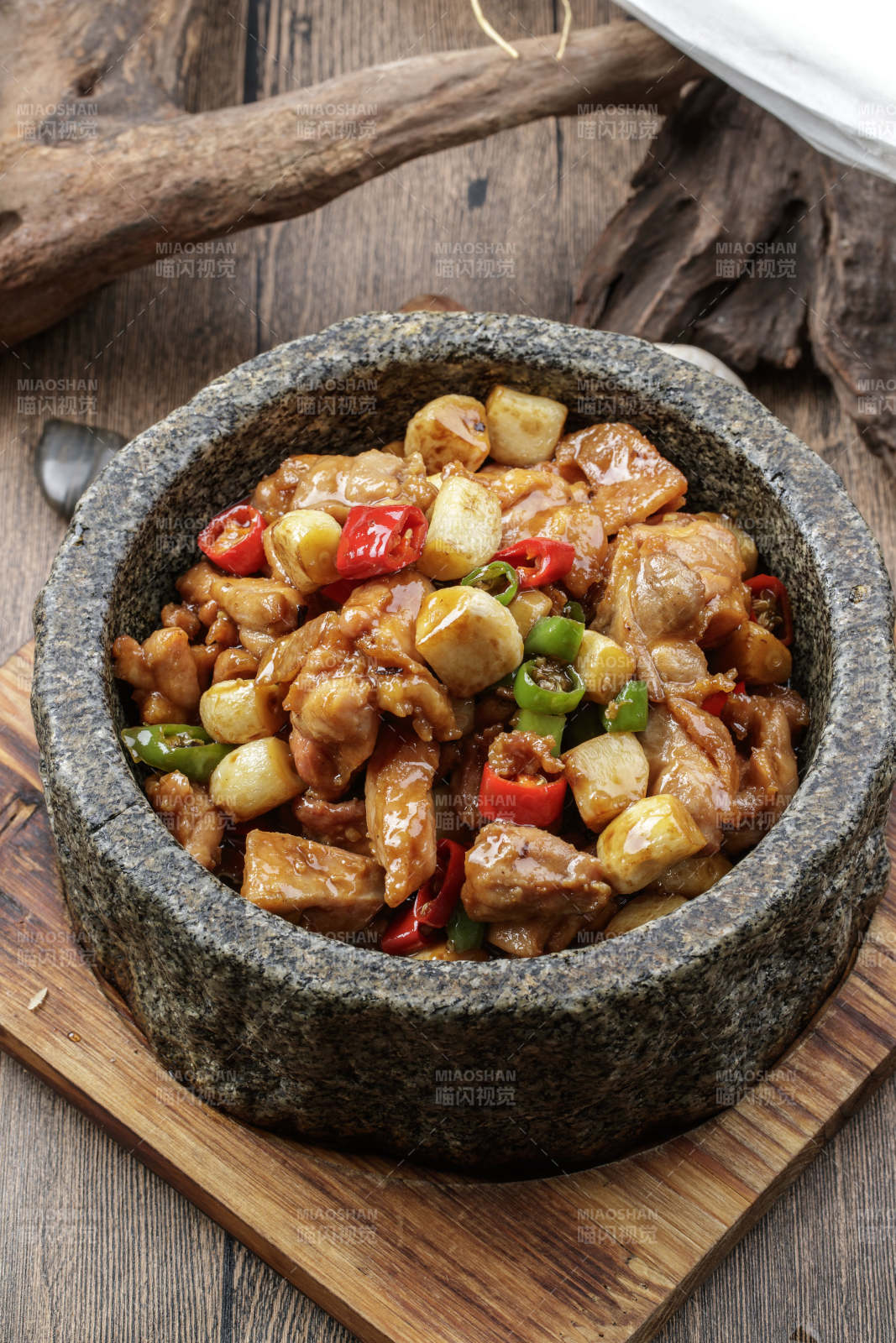 铁板剁椒蒜蓉大明虾