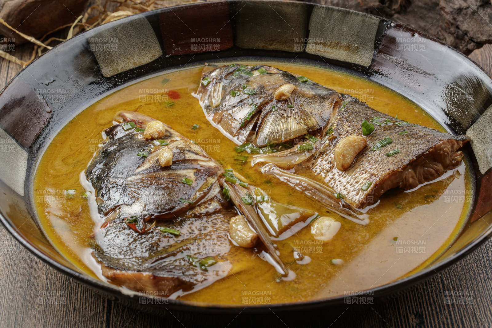 川椒丝牛仔粒-摄影图