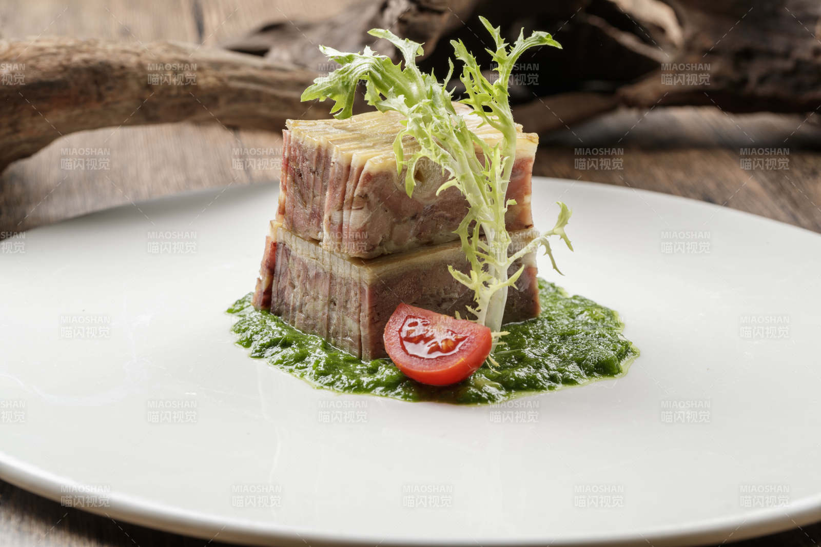 小驢肉配鮮野韭菜花醬