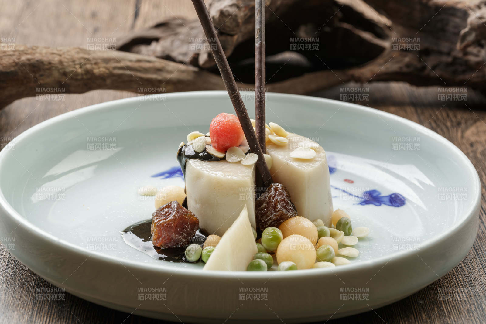 話梅堅(jiān)果杏仁豆腐