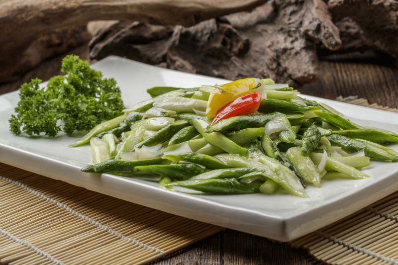 清炒鲜芦笋