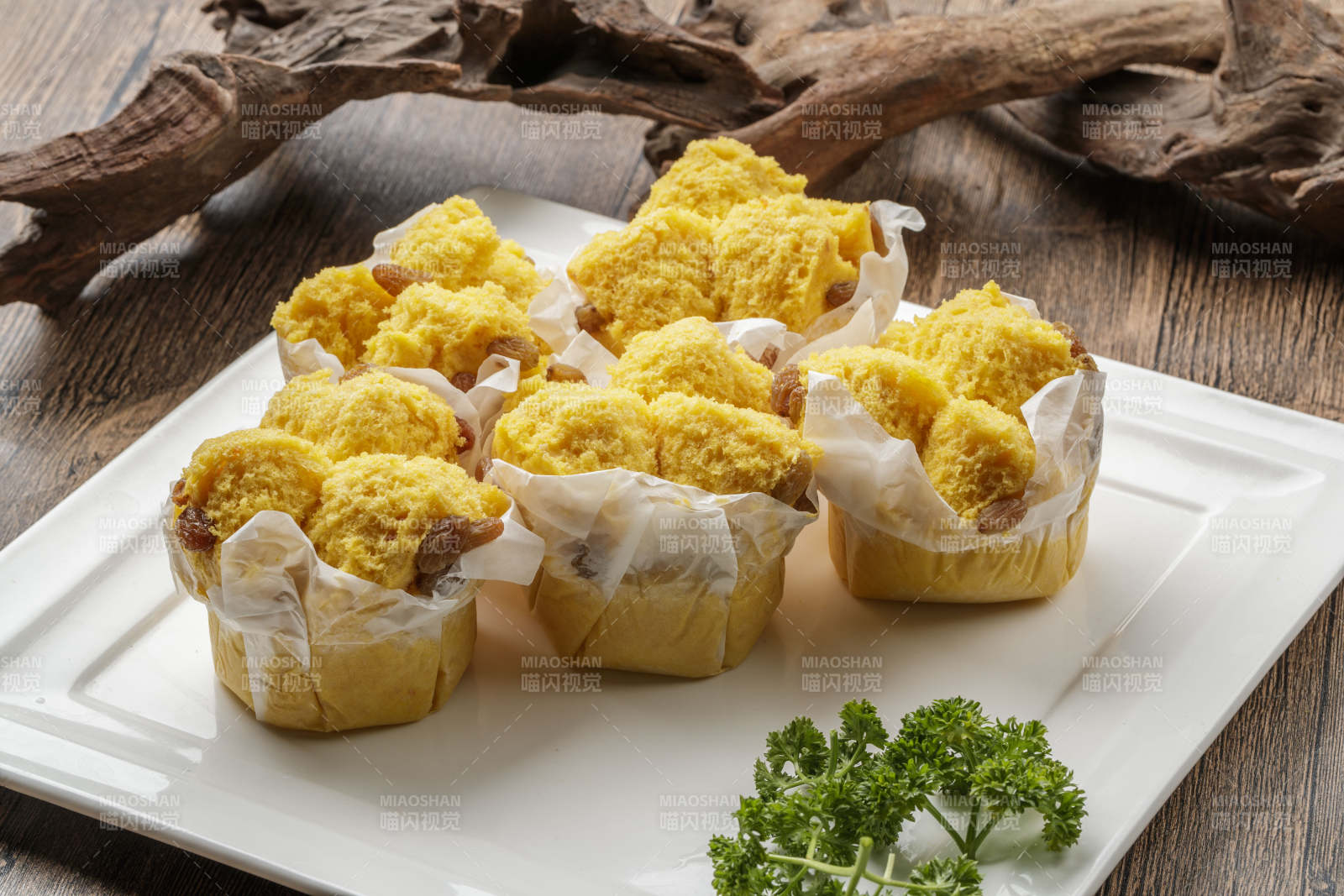 纸杯开花黄馍馍蛋糕