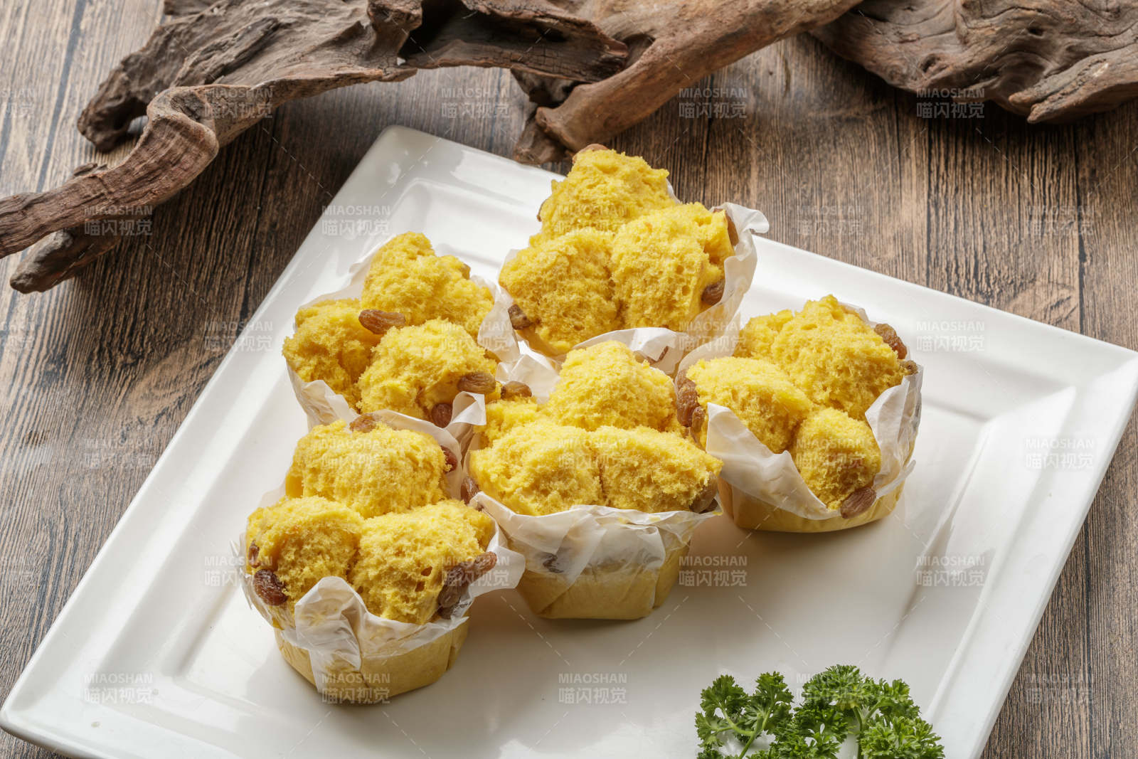 紙杯開花黃饃饃蛋糕