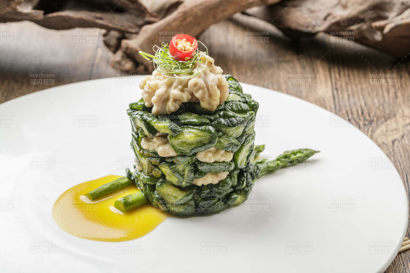 乳瓜芦笋鲜桃仁