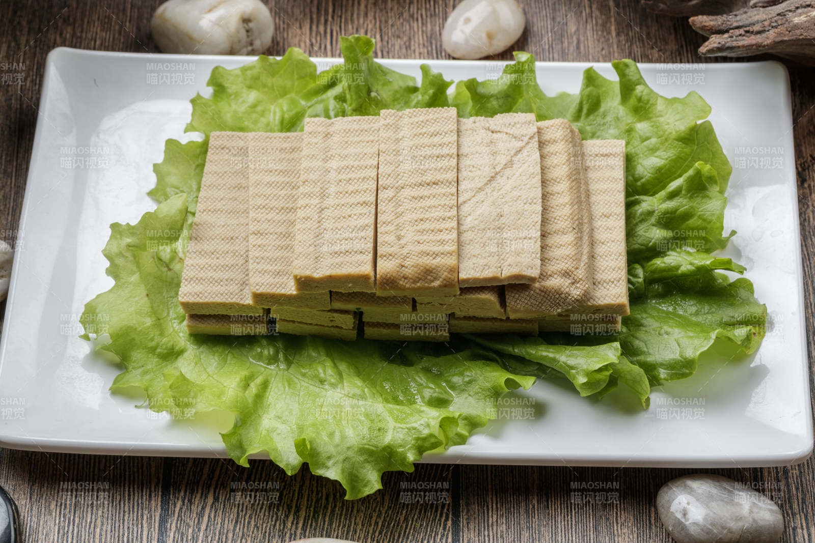 火锅食材涮豆干-摄影图