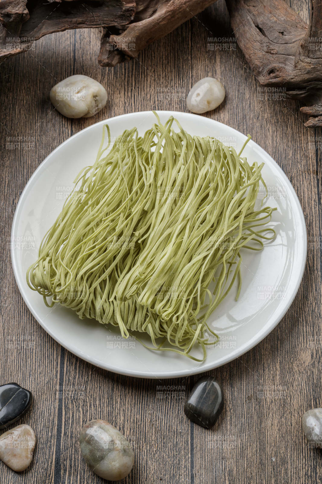 綠豆雜糧火鍋干面