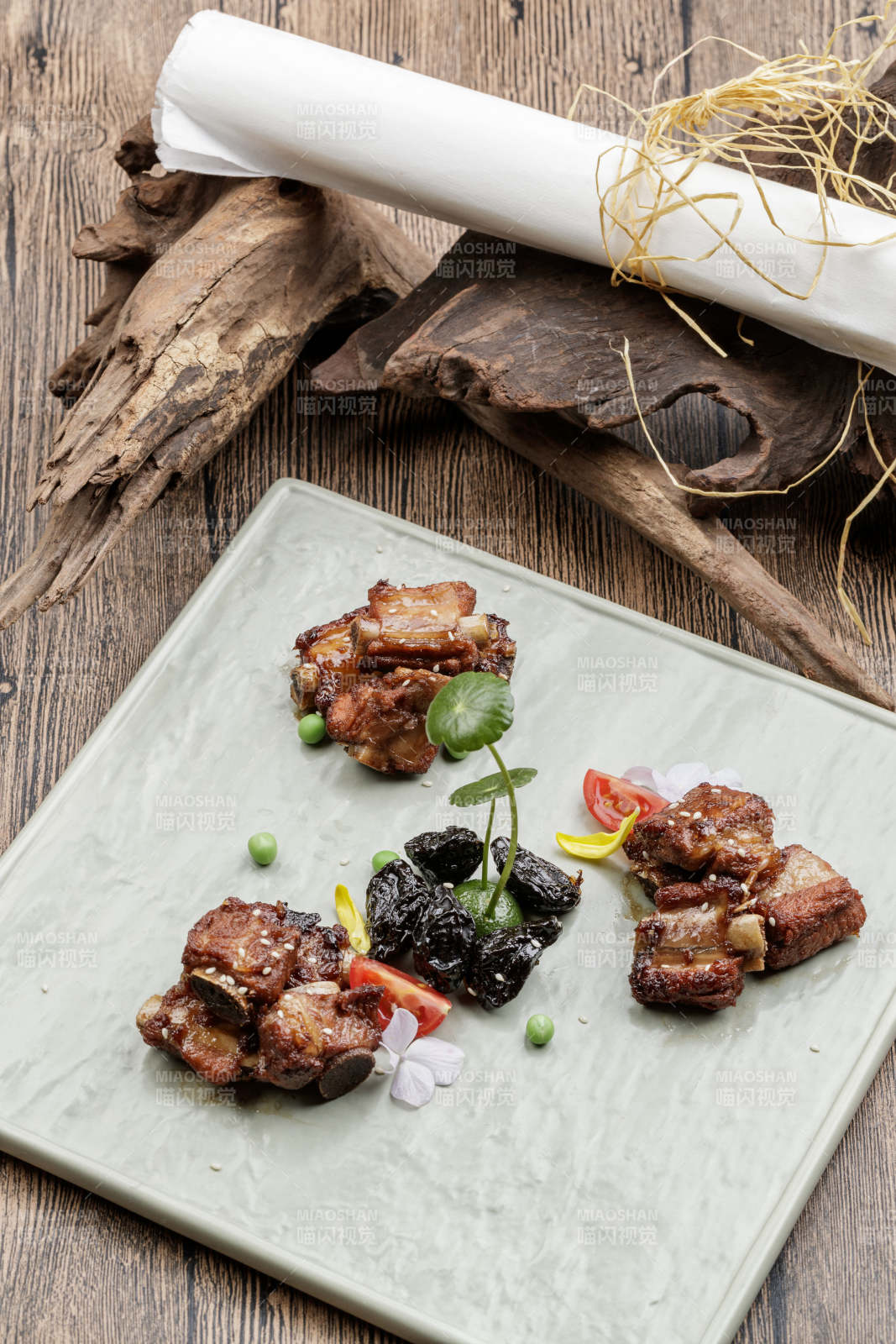 秘制酱香小排猪肋排