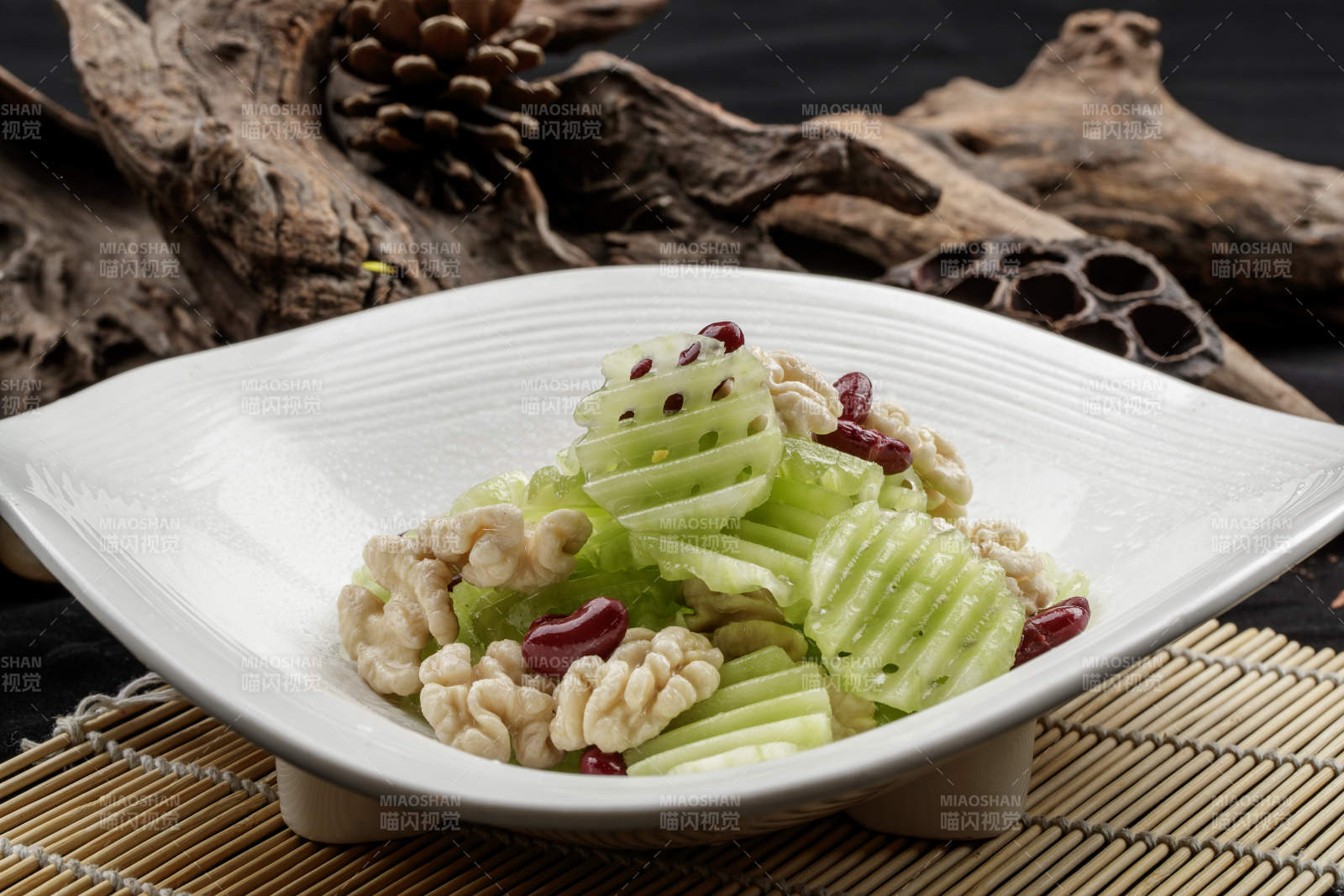 拌三寶萵筍桃仁紅腰豆