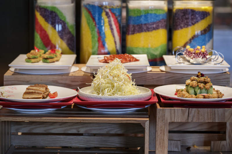 星级酒店高档自助餐料理餐台