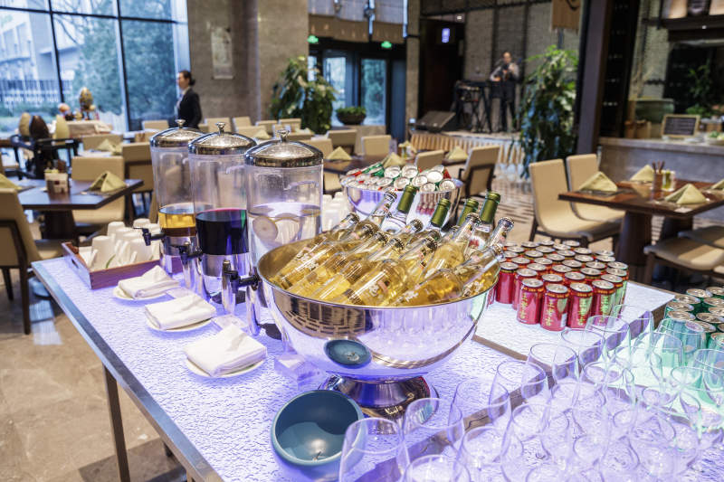 星级酒店高档自助餐料理餐台