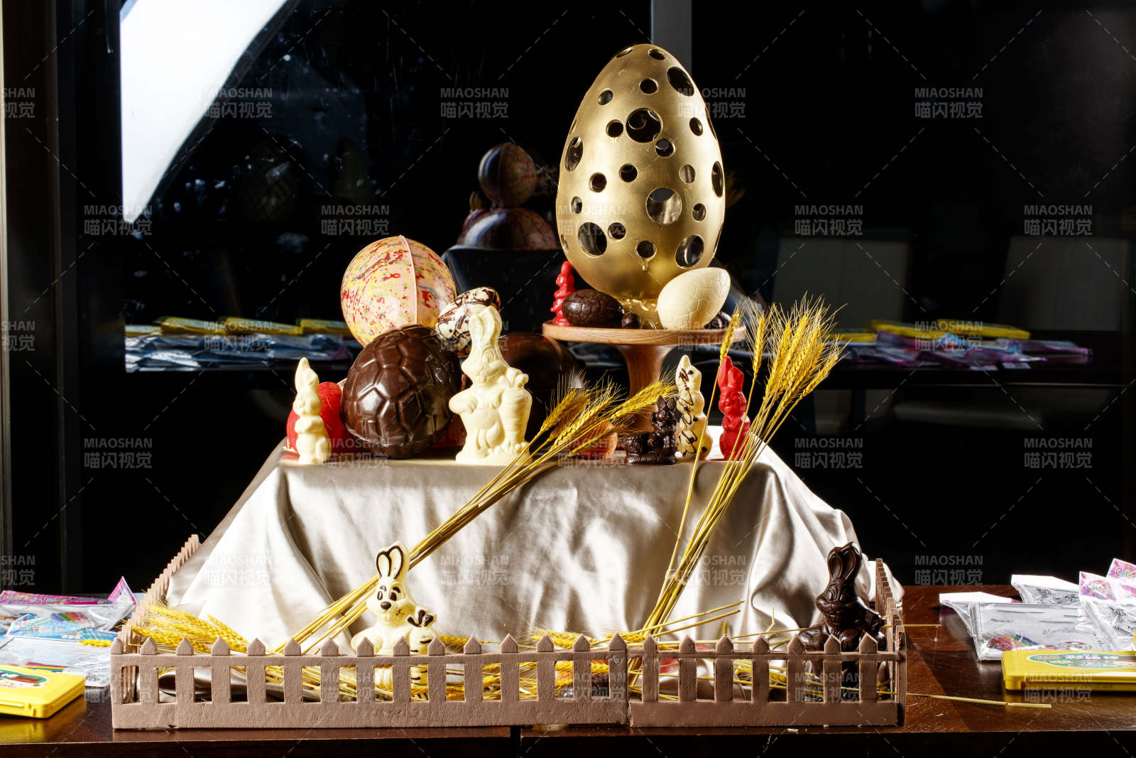 精美制作的复活节巧克力