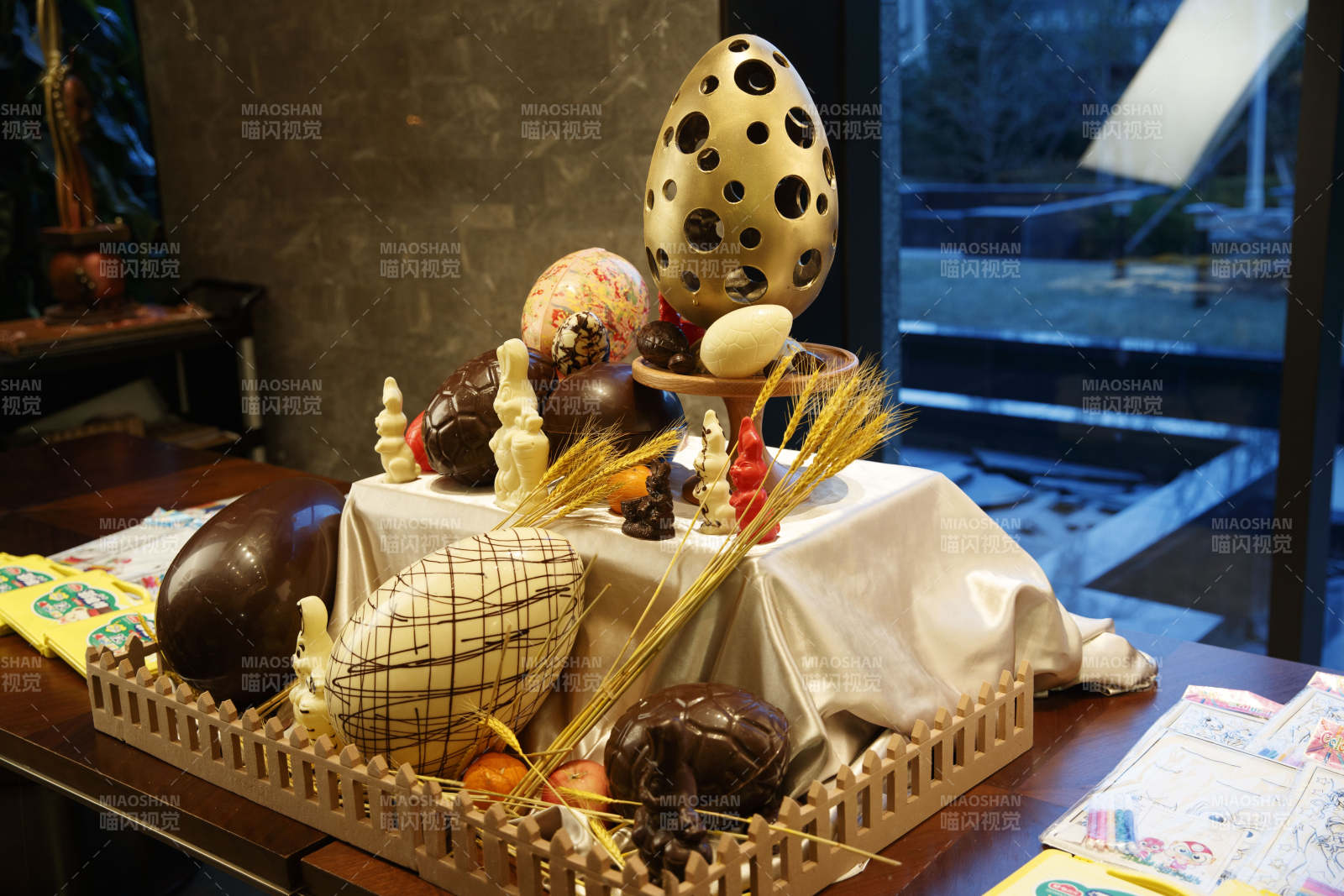 精美制作的复活节巧克力