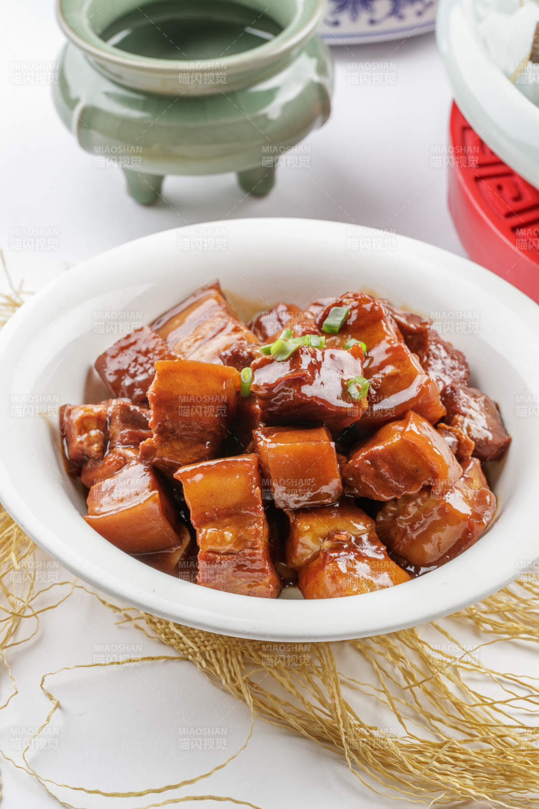 大碗红烧肉东坡肉-摄影图