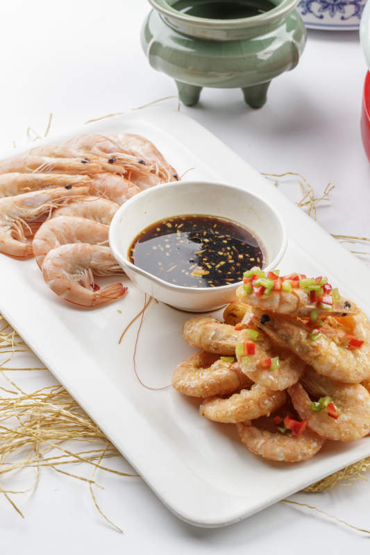 蘸汁两吃虾油炸虾盐水虾