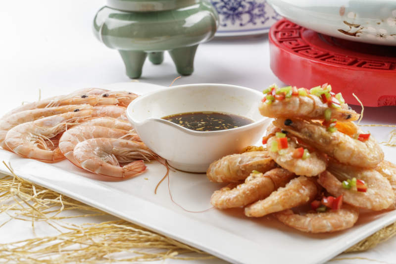 蘸汁两吃虾油炸虾盐水虾