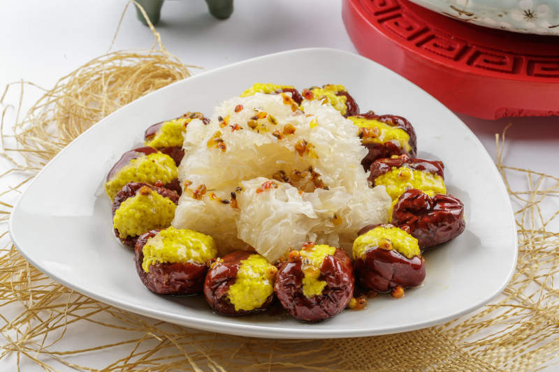 小米红枣银耳配沙棘酱