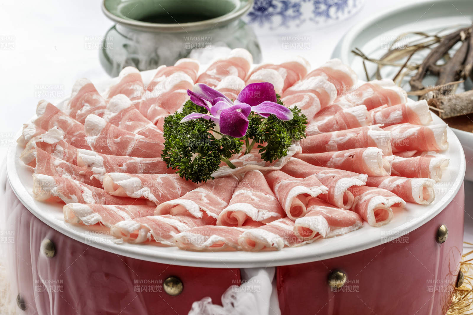 涮锅火锅食材羊上脑卷上脑肥羊卷-摄影图