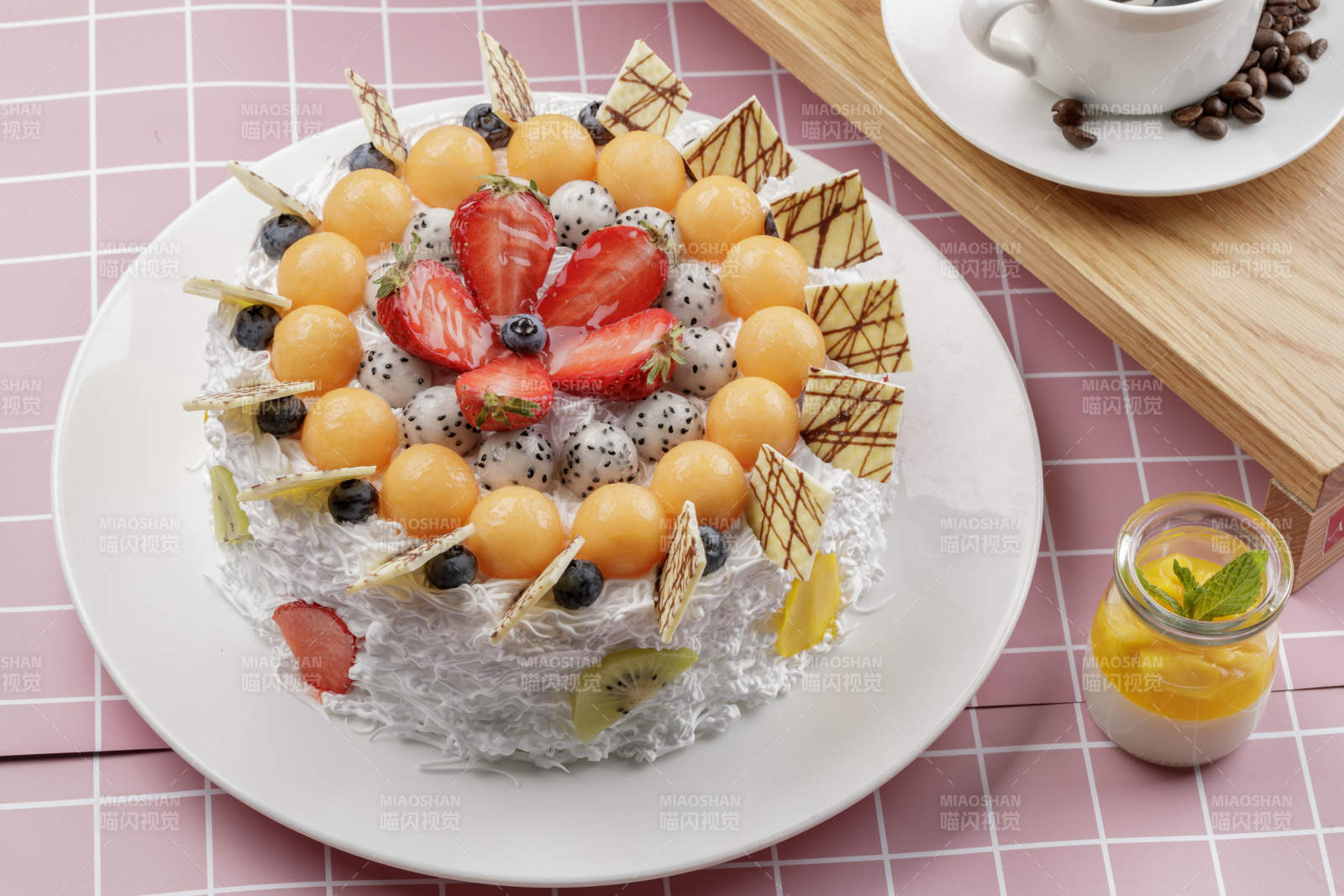 坚果巧克力慕斯蛋糕摆放在白色背景上