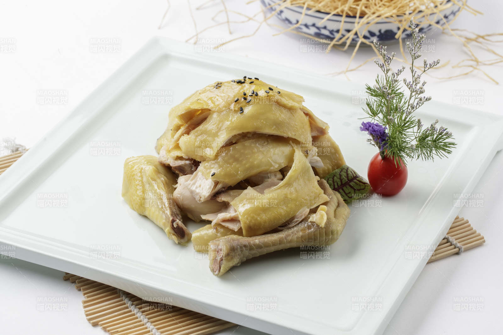 白斩鸡盐水鸡-摄影图