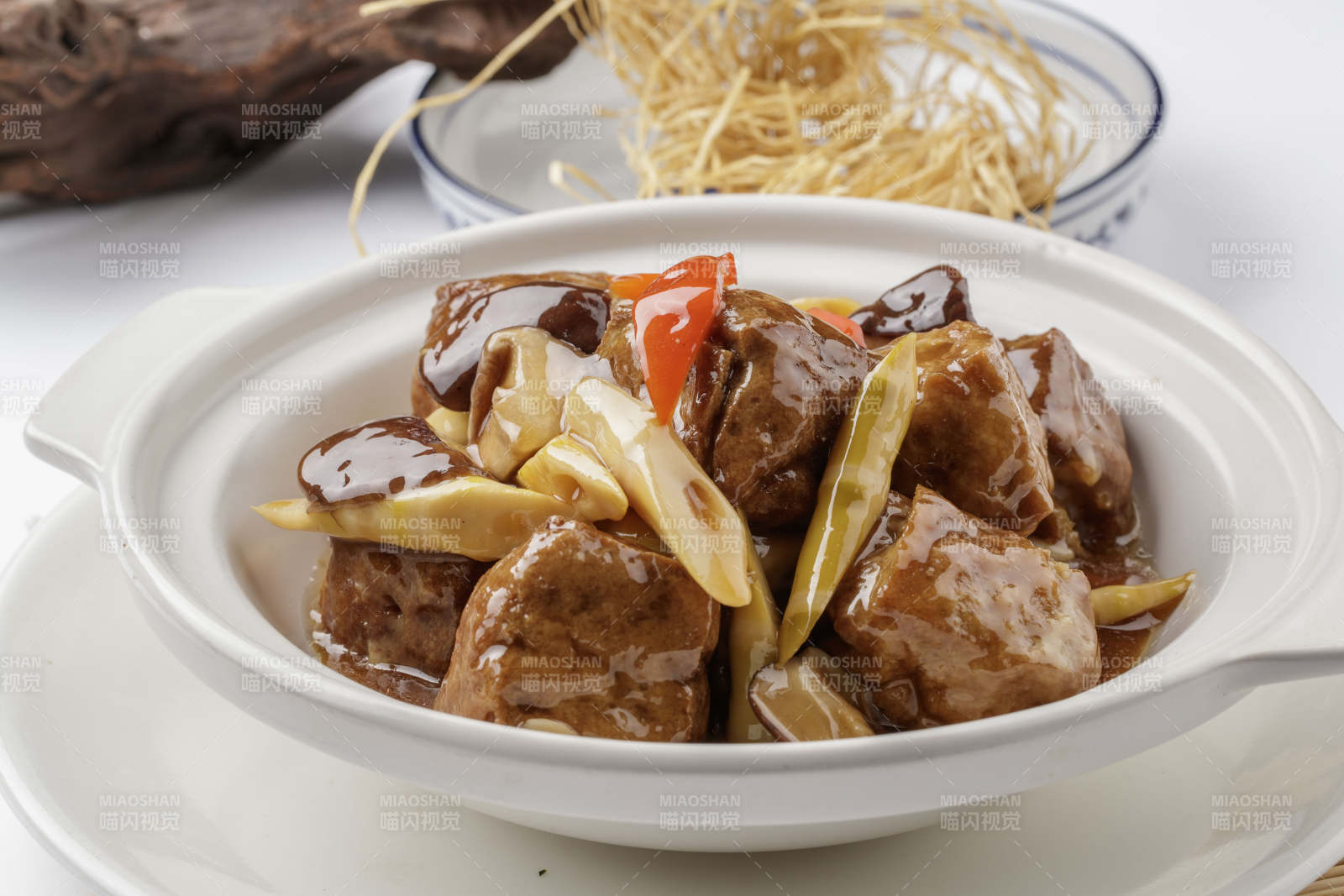 筍尖豆腐泡燒肉