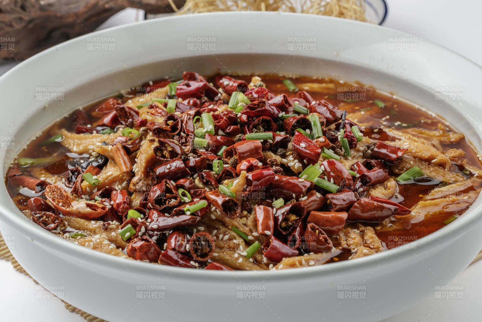 水煮腐竹猪肚丝-摄影图