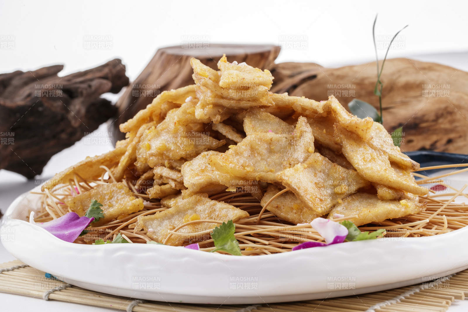 咸蛋黃焗里脊片