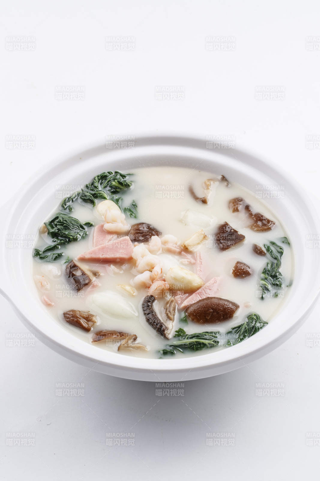 砂锅香菇小白菜虾仁火腿煲-摄影图