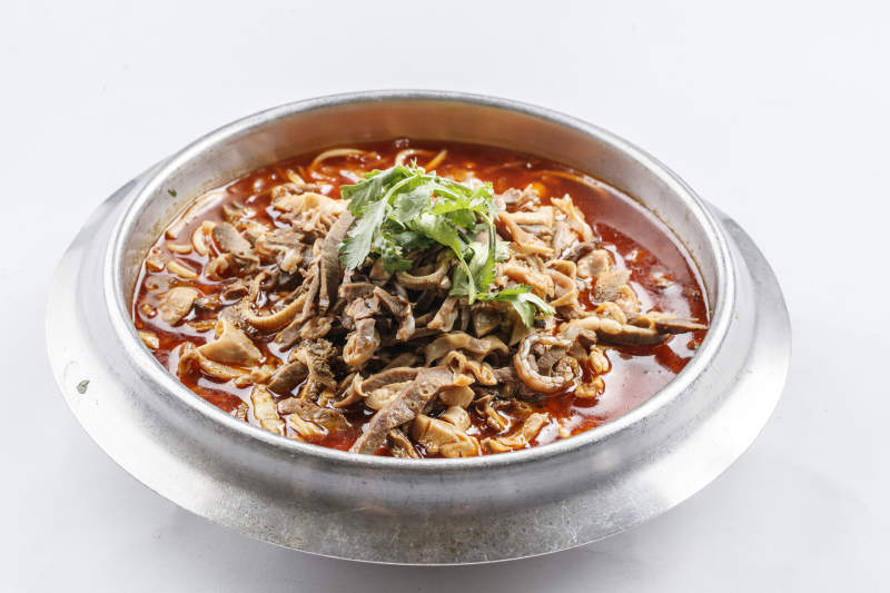 锅仔红油羊杂粉