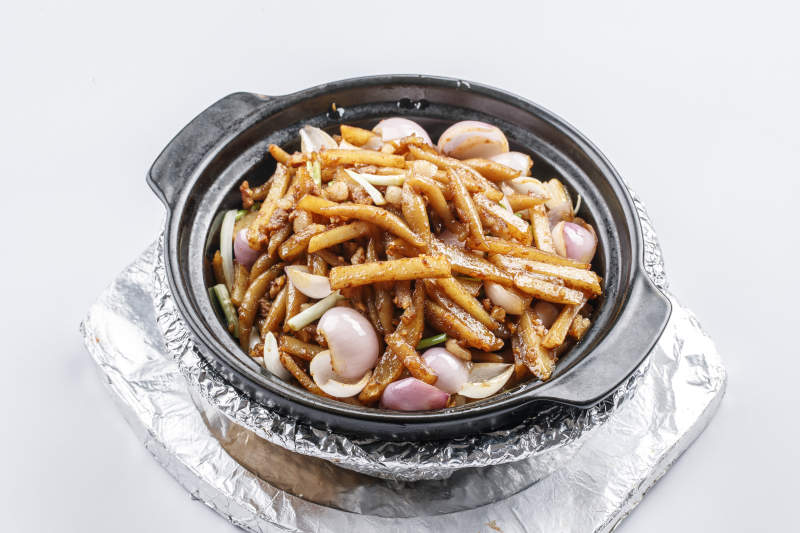 砂锅孜然洋葱土豆条