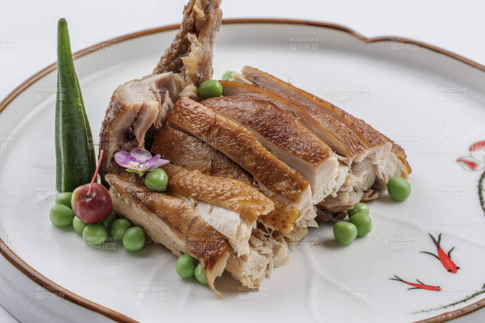 中餐美食熏酱烧鸡