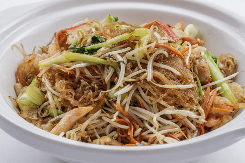 砂锅虾仁粉丝煲