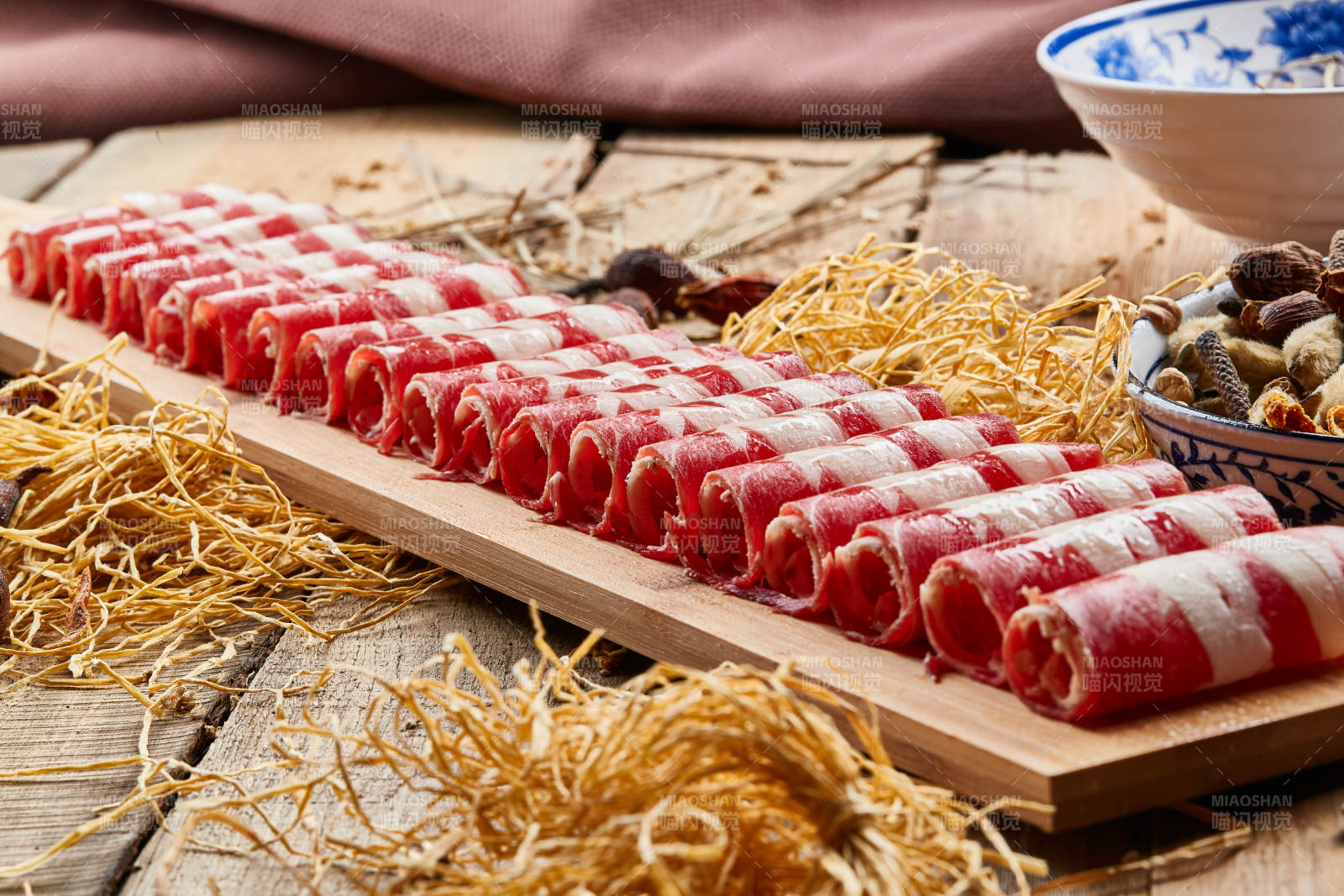 草原绵羊一米肉片