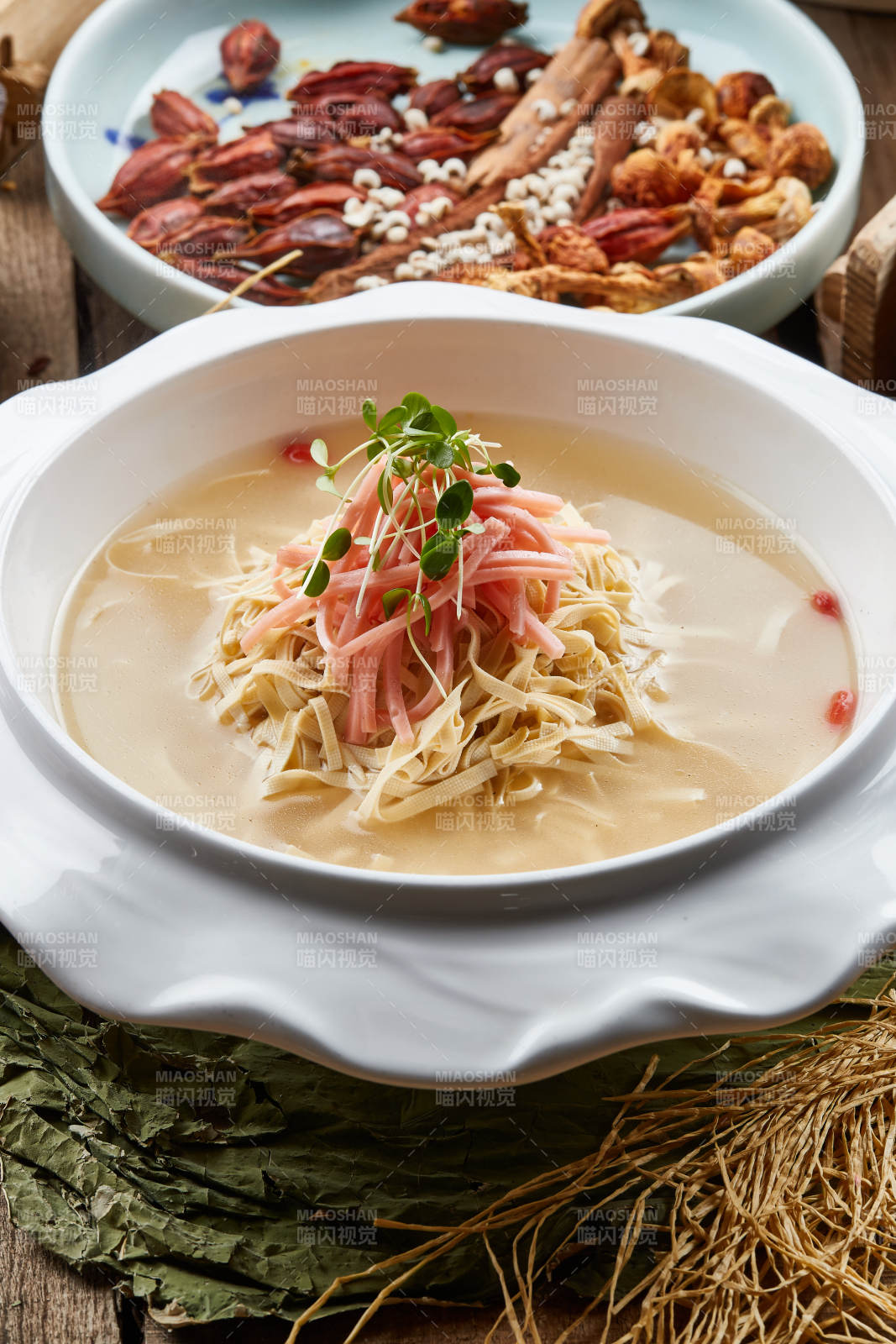 淮扬名菜大烫干丝