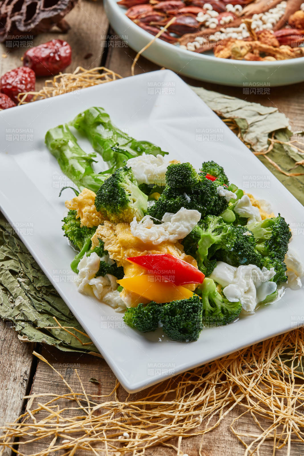 芙蓉蛋炒西蓝花