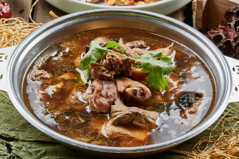 干蘑炖大排排骨