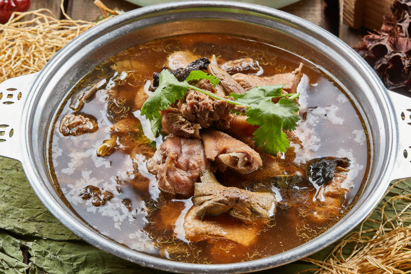 干蘑炖大排排骨