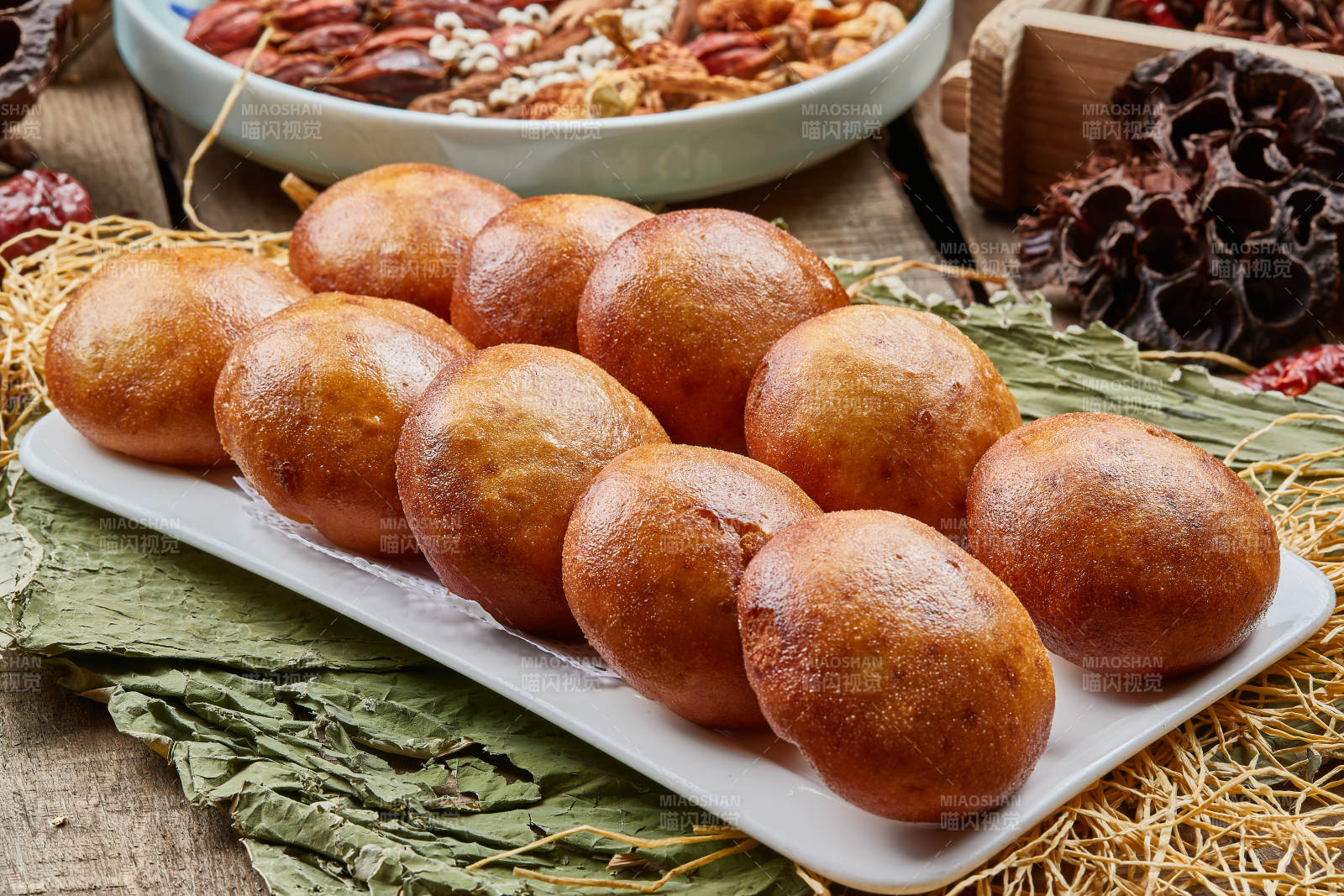 風(fēng)味炸豆餡團(tuán)子